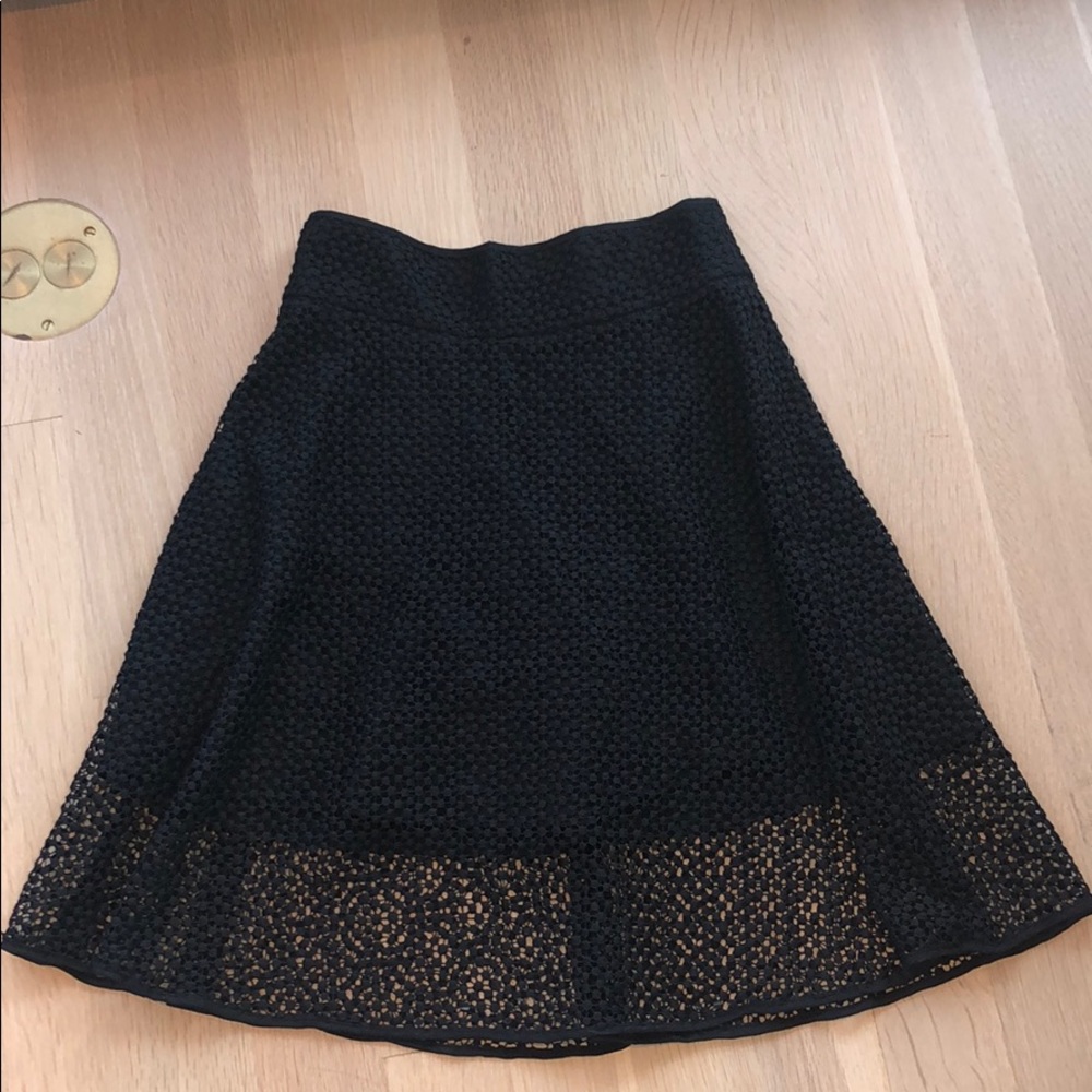 Club Monaco skirt with tags below knee